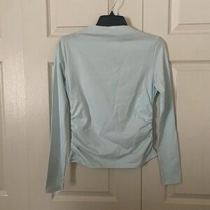 Calvin Klein Jeans Whispering Blue Long Sleeve Top – NWT – Small
